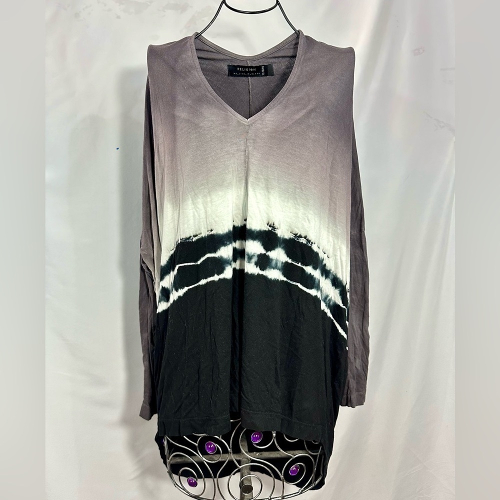 Religion we live in black tie dye high low blouse size XL